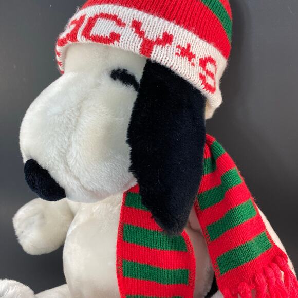 SNOOPY Vintage 1968 Macys Christmas Snoopy Plush - Picture 3 of 11